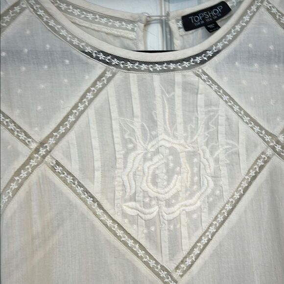 TOPSHOP Size 6 Cream Pullover Dress Lightweight Lace Victorian Fit & Flare Midi - Picture 3 of 8